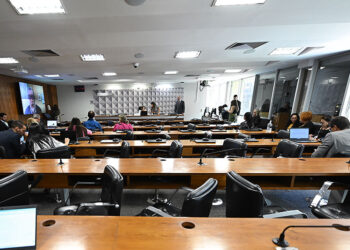 CDH aprova validade indeterminada para avaliação de deficiência permanente — Senado Notícias
