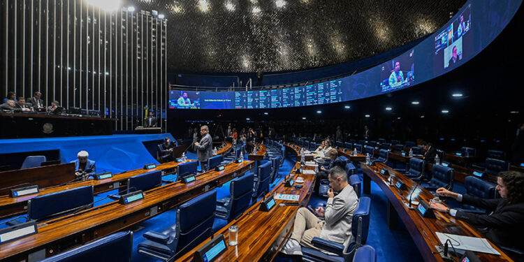 Senado fará debate sobre escala 6×1 — Senado Notícias