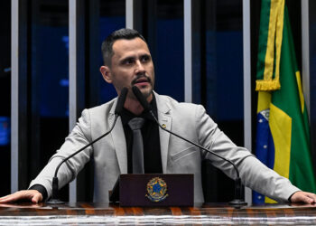 Cleitinho defende fim da escala 6×1 e critica privilégios da classe política — Senado Notícias